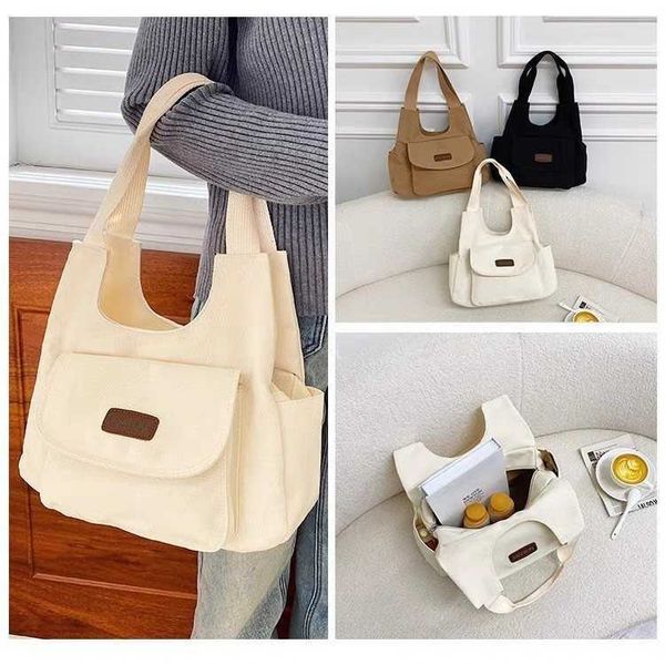 large capacity commuting canvas bag niche design mommy bag texture casual student tote bag female
large capacity commuting canvas bag niche design mommy bag texture casual student tote bag female