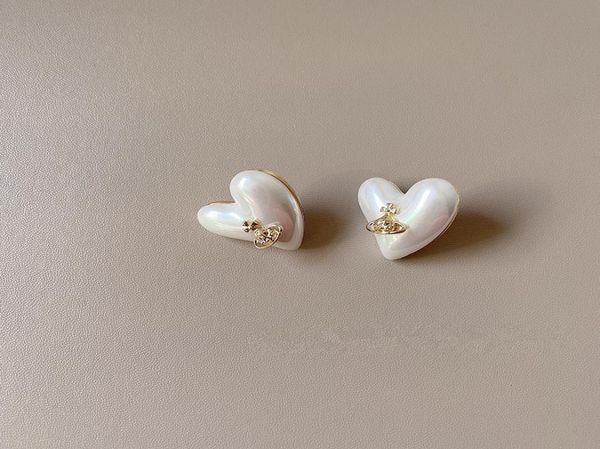 e022 small fashionable temperament heartshaped women039s pearl earrings7501408, Golden
e022 small fashionable temperament heartshaped women039s pearl earrings7501408, Golden