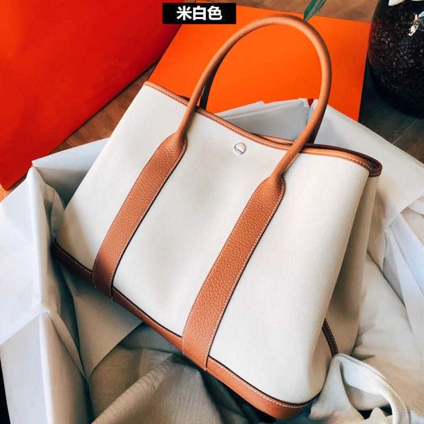 garden party bags designer 2023 new genuine leather women's bag one shoulder oblique span simple portable big fashion shopping cowhidey
garden party bags designer 2023 new genuine leather women's bag one shoulder oblique span simple portable big fashion shopping cowhidey