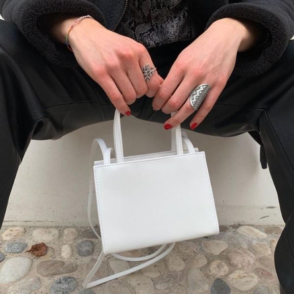 telfars bags designer bag 2 sizes telfars mini shoulder bags soft leather handbags women handbag crossbody large tote shopping bags white pu
telfars bags designer bag 2 sizes telfars mini shoulder bags soft leather handbags women handbag crossbody large tote shopping bags white pu
