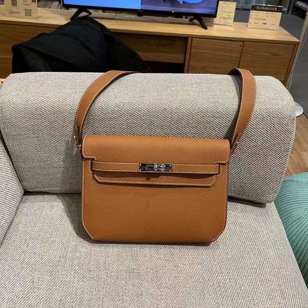 designer hemrres tote bag genuine leather kelys women's advanced versatile underarm commuter messenger large capacity one shoulder cros
designer hemrres tote bag genuine leather kelys women's advanced versatile underarm commuter messenger large capacity one shoulder cros