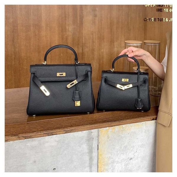 factory outlet wholesale h home kelys tote bags for sale first layer cowhide bag lychee grain leather womens handbag 2023 new single shoulde
factory outlet wholesale h home kelys tote bags for sale first layer cowhide bag lychee grain leather womens handbag 2023 new single shoulde