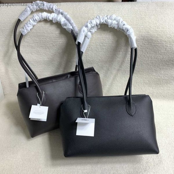 the row women's cowhide terrasse large capacity long handle single shoulder underarm bag tote bag
the row women's cowhide terrasse large capacity long handle single shoulder underarm bag tote bag