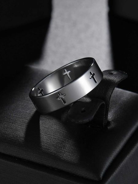 fashionable and popular men cross detail ring stainless steel for vacation and for a stylish look, Silver
fashionable and popular men cross detail ring stainless steel for vacation and for a stylish look, Silver