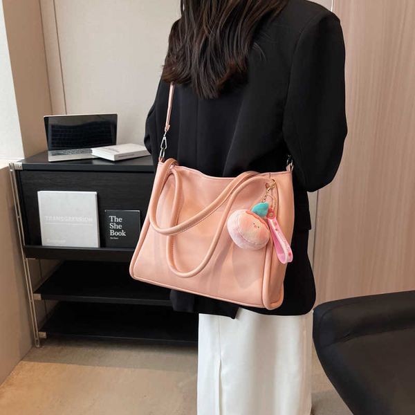 new niche bag large capacity tote bag shoulder bag fashionable high-end and minimalist bag
new niche bag large capacity tote bag shoulder bag fashionable high-end and minimalist bag