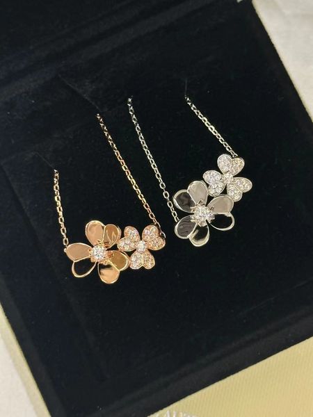 pendant necklaces 925 sliver famous brand classic qulity luxury jewelry necklaces for women flowers sweet romantic lucky clover wedding char, Silver
pendant necklaces 925 sliver famous brand classic qulity luxury jewelry necklaces for women flowers sweet romantic lucky clover wedding char, Silver