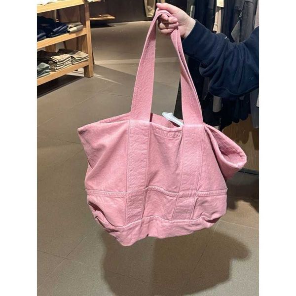 large capacity pink tote bag commuting bag for women new ins niche versatile canvas bag shoulder bag
large capacity pink tote bag commuting bag for women new ins niche versatile canvas bag shoulder bag