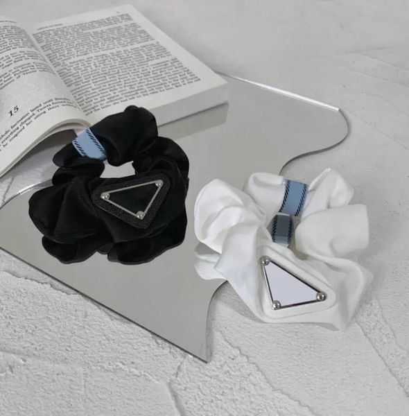 designer woman hair ring classic triangle elastic hairbands ponytail holder hair ties fashion women hairpin elegant girl hair acce8220289, Golden;silver
designer woman hair ring classic triangle elastic hairbands ponytail holder hair ties fashion women hairpin elegant girl hair acce8220289, Golden;silver