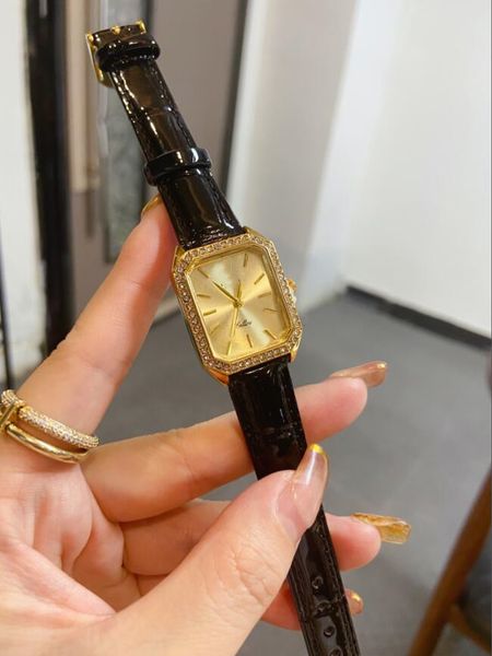 watches good luxury tank solo women brand quartz womens watches joker ladies wristwatches lovers classic square women watch, Slivery;golden
watches good luxury tank solo women brand quartz womens watches joker ladies wristwatches lovers classic square women watch, Slivery;golden