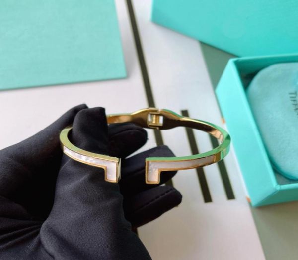 romantic women bangle bracelets fashion polychrome classic style brand designer bracelet selected gifts party travel elegant delic4265265, Black
romantic women bangle bracelets fashion polychrome classic style brand designer bracelet selected gifts party travel elegant delic4265265, Black
