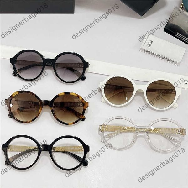 Xiao Xiang family sunglasses Xiaoxiang's new fashion simple round frame covers face and shows thin Sunglasses star ch5441
Xiao Xiang family sunglasses Xiaoxiang's new fashion simple round frame covers face and shows thin Sunglasses star ch5441