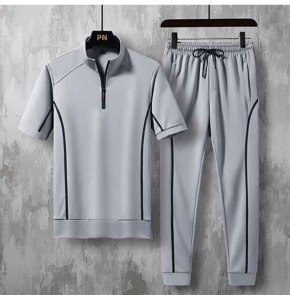 mens tracksuits tshirt set solid color sportswear summer casual men tracksuit t shirt pants two pieces suit clothing 230710, Gray
mens tracksuits tshirt set solid color sportswear summer casual men tracksuit t shirt pants two pieces suit clothing 230710, Gray