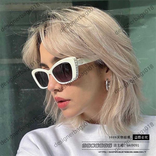 xiao xiang family sunglasses xiaoxiangjia's new pearl rimmed cat's eye for women ch5481 online celebrity quan zhilong the same sun, White;black
xiao xiang family sunglasses xiaoxiangjia's new pearl rimmed cat's eye for women ch5481 online celebrity quan zhilong the same sun, White;black