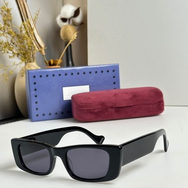 2023 women men sunglasses black width plank full frame grey gradient color narrow rectangle glasses available with box, White;black
2023 women men sunglasses black width plank full frame grey gradient color narrow rectangle glasses available with box, White;black