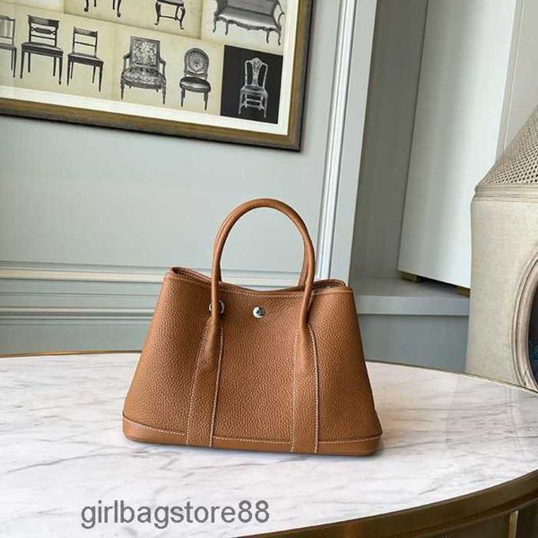 garden leather tote party bag lady bags designer 2023 hermc gardens fashion h women's totes versatile large capacity handbag pure tote
garden leather tote party bag lady bags designer 2023 hermc gardens fashion h women's totes versatile large capacity handbag pure tote