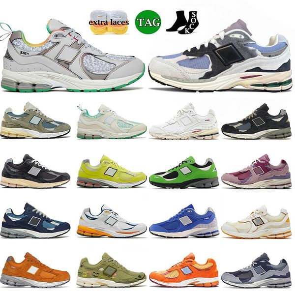 2002r b2002r athletic mens women luxury casual shoes triple s black white protection pack pink rain cloud phantom sea salt sail designer bow
2002r b2002r athletic mens women luxury casual shoes triple s black white protection pack pink rain cloud phantom sea salt sail designer bow