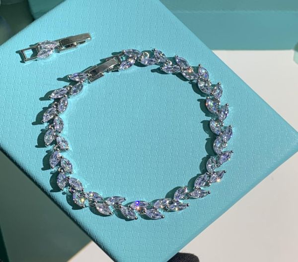 luxurys link designer bracelet women link charm bracelets love trendy fashion shiny and eyecatching fine jewelry elegant temperam4420905, Black
luxurys link designer bracelet women link charm bracelets love trendy fashion shiny and eyecatching fine jewelry elegant temperam4420905, Black