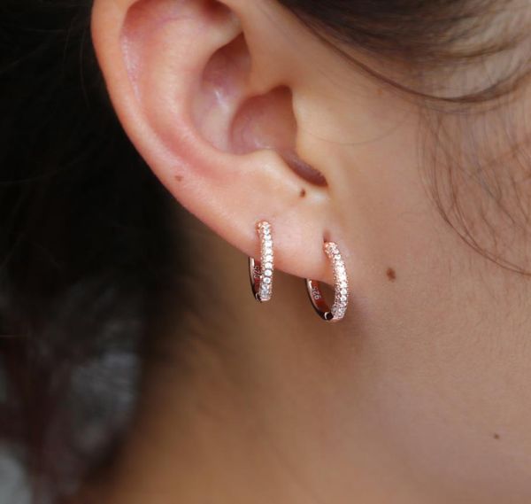 whole sterling silver inner diamater 10mm mini cz hoop earring for women girl classic trendy fashion jewelry paved cz hoop1116839, Golden;silver
whole sterling silver inner diamater 10mm mini cz hoop earring for women girl classic trendy fashion jewelry paved cz hoop1116839, Golden;silver