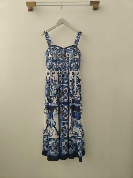 23ss summer dresses women dress womens designer clothing the new dress of the season fashionable and versatile showing a white temperament s, Black;gray
23ss summer dresses women dress womens designer clothing the new dress of the season fashionable and versatile showing a white temperament s, Black;gray