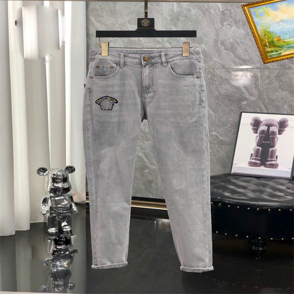 #1 luxurys designers jeans distressed france fashion pierre straight men's biker hole stretch denim casual jean men skinny pants elasti, Blue
#1 luxurys designers jeans distressed france fashion pierre straight men's biker hole stretch denim casual jean men skinny pants elasti, Blue