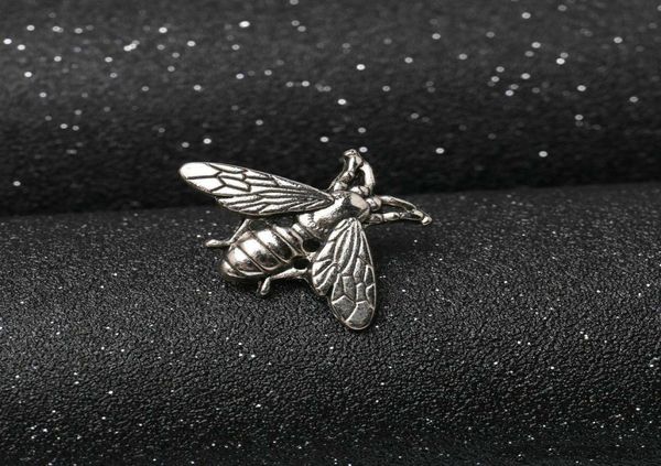 new brooch lot fashion bee brooch pins women pin buckle brooches jewelry for gift silver gold8437612, Gray
new brooch lot fashion bee brooch pins women pin buckle brooches jewelry for gift silver gold8437612, Gray