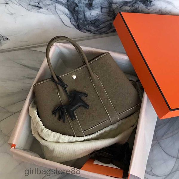 classic bag h handbags tote designer line garden totes 2023 genuine real leather wax lady bags garden party togo cowhide handbag leisure tot
classic bag h handbags tote designer line garden totes 2023 genuine real leather wax lady bags garden party togo cowhide handbag leisure tot