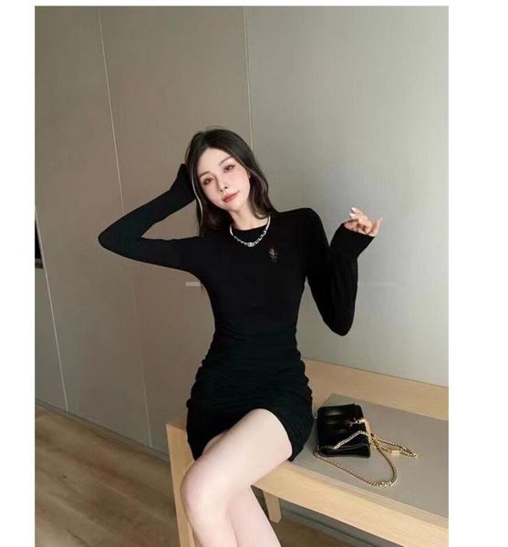 zhen letter brooch decoration pleated waist offtheshoulder long sleeve dress7936638, Black;gray
zhen letter brooch decoration pleated waist offtheshoulder long sleeve dress7936638, Black;gray