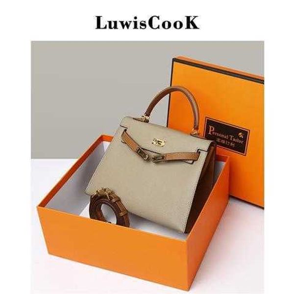 kelys h home designer tote bags women's bag 2023 new fashion one shoulder crossbody high grade hand held mother leather have real logo
kelys h home designer tote bags women's bag 2023 new fashion one shoulder crossbody high grade hand held mother leather have real logo