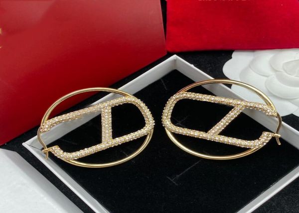full cz diamond big hoop earrings charm luxury designer women earing wedding gift big letters circle drop dangle eardrop9873322, Golden;silver
full cz diamond big hoop earrings charm luxury designer women earing wedding gift big letters circle drop dangle eardrop9873322, Golden;silver