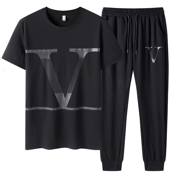 men's tracksuits summer quick drying t-shirt men's leggings suit two black gray tracksuits hip-hop street clothes running sportswe
men's tracksuits summer quick drying t-shirt men's leggings suit two black gray tracksuits hip-hop street clothes running sportswe