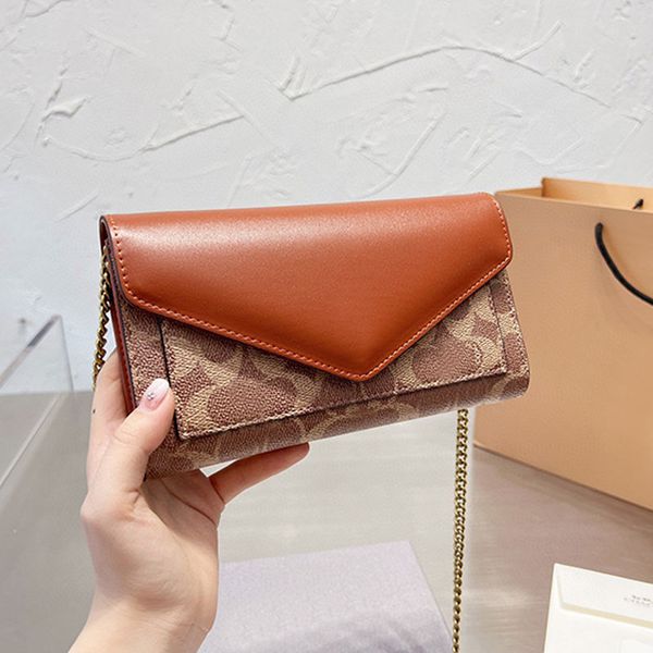 chain crossbody bag messenger clutch handbags cowhide leather flap wallet internal compartment women bags
chain crossbody bag messenger clutch handbags cowhide leather flap wallet internal compartment women bags