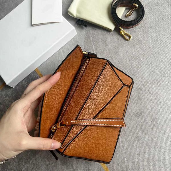 designer luxury bags women's small jigsaw classic calf leather handheld wallet fashion brand multi-function crossbody shoulder bag qual
designer luxury bags women's small jigsaw classic calf leather handheld wallet fashion brand multi-function crossbody shoulder bag qual