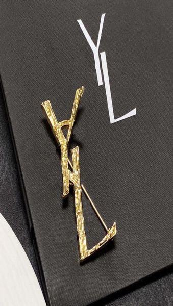 fashion designer brooch for women luxury gold jewelry ladies dress accessory pins womens breastpin leency brosche letter s2199729, Gray
fashion designer brooch for women luxury gold jewelry ladies dress accessory pins womens breastpin leency brosche letter s2199729, Gray