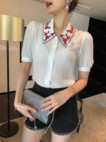 23ss high neck blouse women shirt womens designer clothing french pastoral embroidered small flower logo lapel short-sleeved shirt women clo, White
23ss high neck blouse women shirt womens designer clothing french pastoral embroidered small flower logo lapel short-sleeved shirt women clo, White