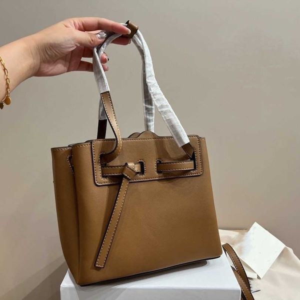 lowe bag high-end brand handbag tote bags lowe women's leather bow drawstring mini shopping handbag handheld multi-functional stylish c
lowe bag high-end brand handbag tote bags lowe women's leather bow drawstring mini shopping handbag handheld multi-functional stylish c