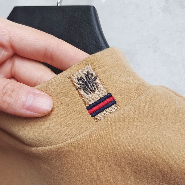 men's sweaters exquisite embroidered sweater men's autumn and winter thick warm german velvet half high neck pullover long sleeve, White;black
men's sweaters exquisite embroidered sweater men's autumn and winter thick warm german velvet half high neck pullover long sleeve, White;black