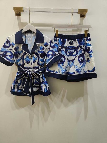 23ss women shorts sets casual suit womens designer clothing ethnic style set fashionable and versatile showcasing white temperament slimming
23ss women shorts sets casual suit womens designer clothing ethnic style set fashionable and versatile showcasing white temperament slimming