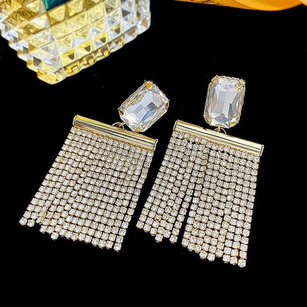 charm exaggerated tassel earrings female personality fashion niche unique full diamond zircon light luxury temperament highend earrings 2306, Golden
charm exaggerated tassel earrings female personality fashion niche unique full diamond zircon light luxury temperament highend earrings 2306, Golden