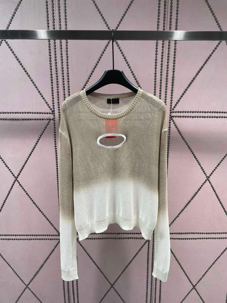 brunello cucinelli women designer sweater retro luxury sweatshirt gradient sweaters round neck long sleeve pullover knit high-quality jumper, White;black
brunello cucinelli women designer sweater retro luxury sweatshirt gradient sweaters round neck long sleeve pullover knit high-quality jumper, White;black