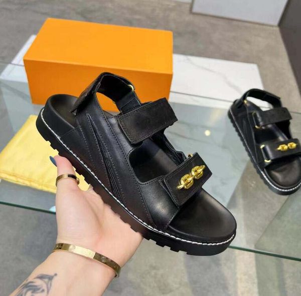 designer slides women man slippers luxury sandals brand sandals real leather flip flop flats slide casual shoes sneakers boots, Black
designer slides women man slippers luxury sandals brand sandals real leather flip flop flats slide casual shoes sneakers boots, Black