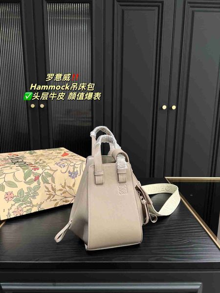 lowe bag bags lady purse crossbody girl hammock leather bag designer bucket hammock loewc shoulder high-end series wing portable totes handb
lowe bag bags lady purse crossbody girl hammock leather bag designer bucket hammock loewc shoulder high-end series wing portable totes handb
