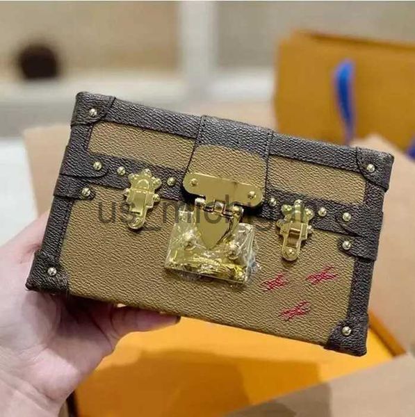 evening bags women messenger bag square box small purses crossbody shoulder bags clutch backpack tottenham late axillary bag j230711
evening bags women messenger bag square box small purses crossbody shoulder bags clutch backpack tottenham late axillary bag j230711