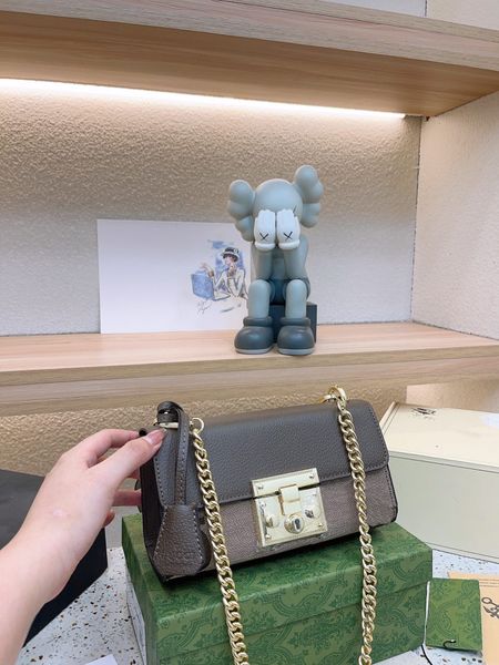 luxurys designers bags ladies totes leather high-grade relief embossed fashion shoulder bag shopping handbag 5 colors
luxurys designers bags ladies totes leather high-grade relief embossed fashion shoulder bag shopping handbag 5 colors
