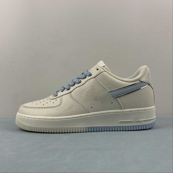 basketball shoes 1 af designer white ice blue outdoor shoes casual lifestyle shoes og sneakers with original box
basketball shoes 1 af designer white ice blue outdoor shoes casual lifestyle shoes og sneakers with original box