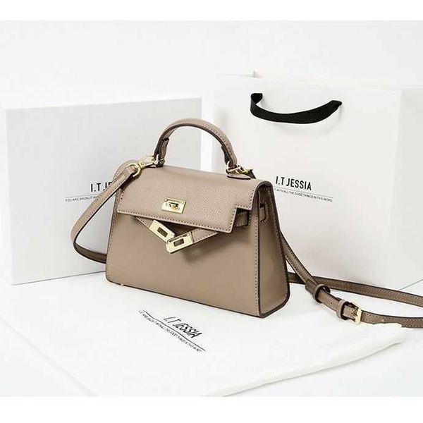 h home original kelys tote bags online store bags 2023 new fashion advanced feeling foreign style bag womens large capacity handbag versatil
h home original kelys tote bags online store bags 2023 new fashion advanced feeling foreign style bag womens large capacity handbag versatil