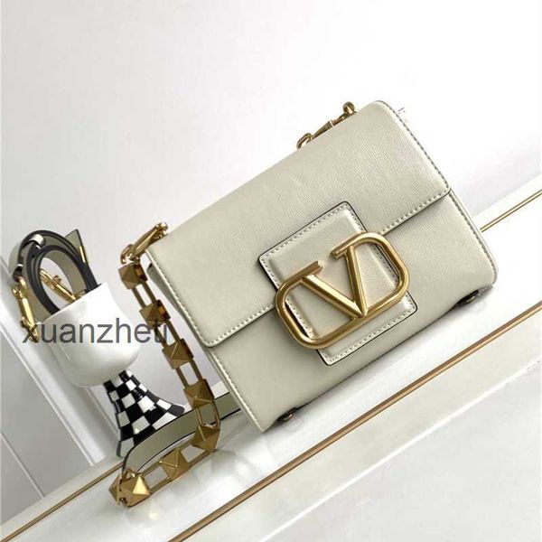 designer bags shoulder buckle leather bag valentions classic letter handbag women's lady's rivet head crossbody layer cowhide smal
designer bags shoulder buckle leather bag valentions classic letter handbag women's lady's rivet head crossbody layer cowhide smal