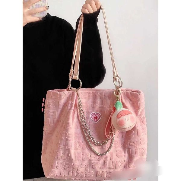 design chain tote bag for female niche large capacity shoulder bag pink girl feeling class commuting big bag trend