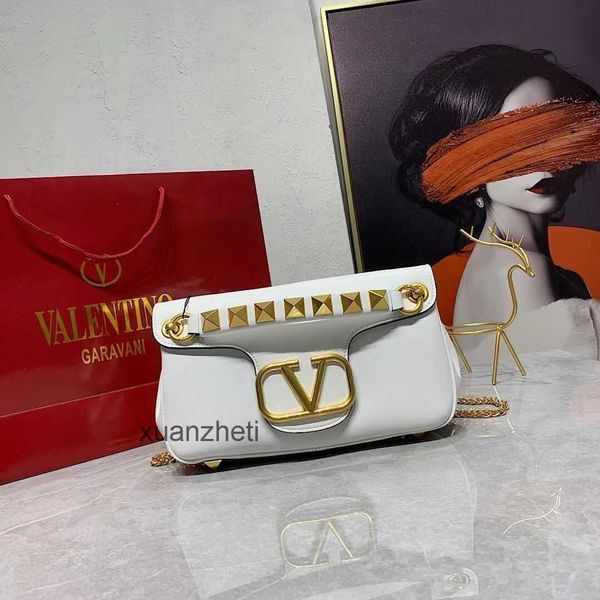 rivet handbag texture designer women metal chain bags luxury classic ladies valentins leather handheld shoulder crossbody women's 1m4r
rivet handbag texture designer women metal chain bags luxury classic ladies valentins leather handheld shoulder crossbody women's 1m4r