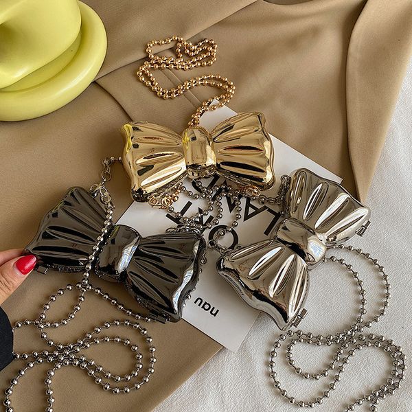 evening bags metal mini bow crossbody for women fashion silver gold shoulder bag clutch lipstick purses coin 230710
evening bags metal mini bow crossbody for women fashion silver gold shoulder bag clutch lipstick purses coin 230710