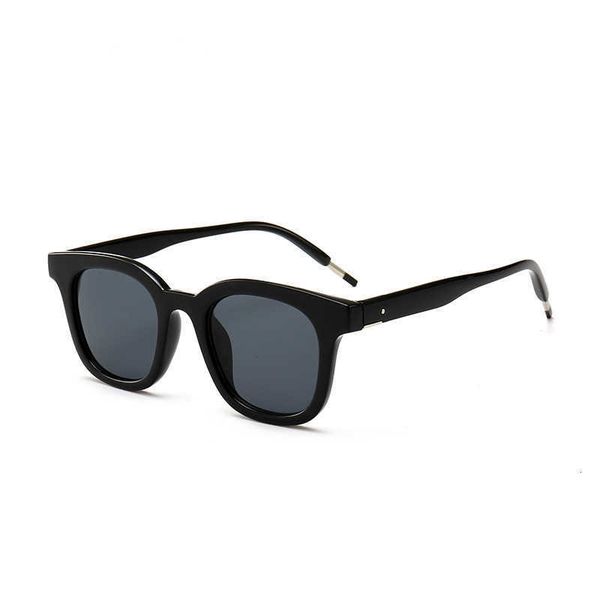 designer sunglasses fashion luxury brand new g sunglasses korean personalized uv resistant outdoor party travel beach shade, White;black
designer sunglasses fashion luxury brand new g sunglasses korean personalized uv resistant outdoor party travel beach shade, White;black